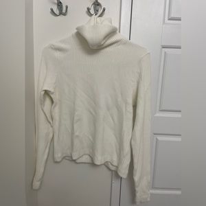Club monaco white turtleneck sweater size medium